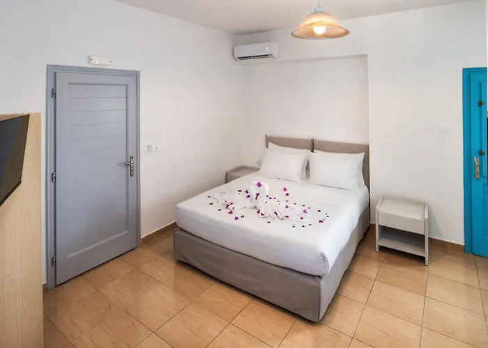 Hillside Elegance * 산토리니