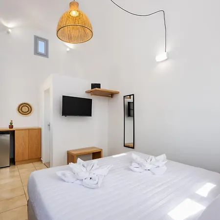 Hillside Elegance Fira (Santorini)