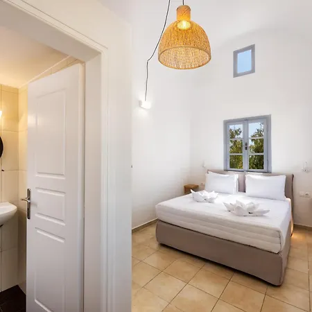 Hillside Elegance סנטוריני