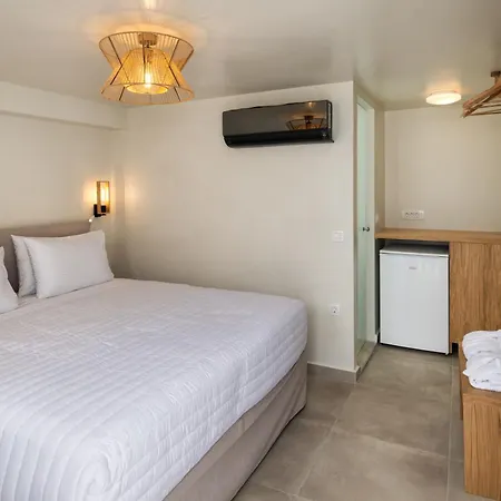 דירה Hillside Elegance