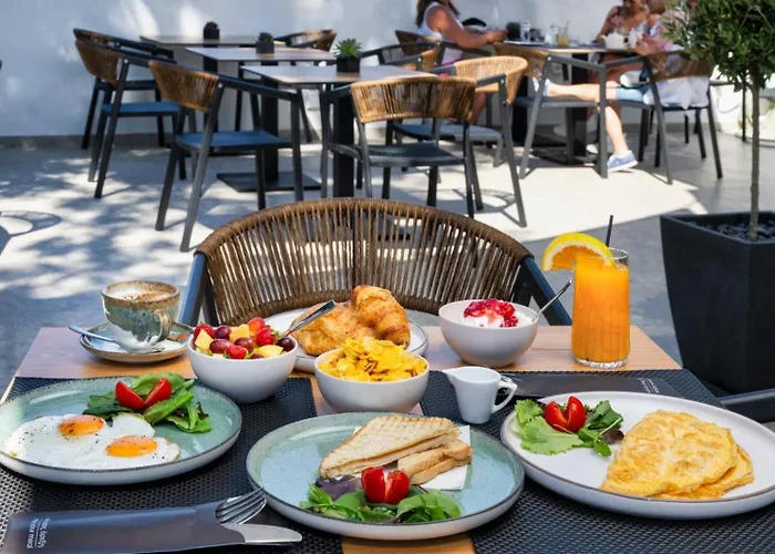 Hillside Elegance Apartament