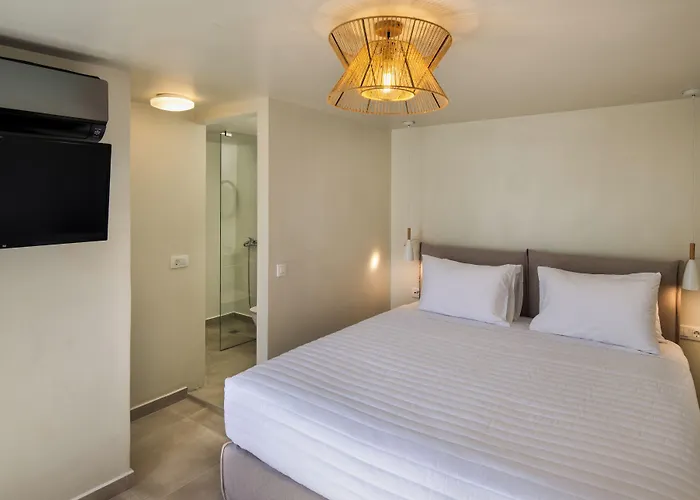 Hillside Elegance Apartament *